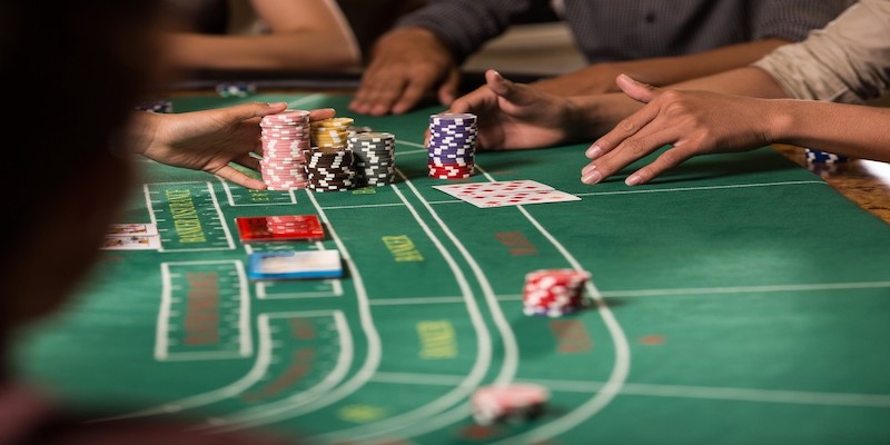 Sơ lược một số thông tin về cách chơi Baccarat